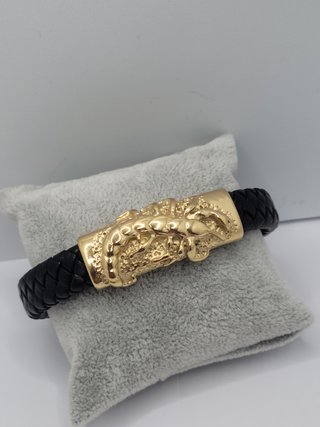 Pulsera Cuero Trenzado Chapada Oro Escorpión