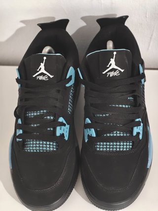 Zapatillas Jordan Negras y Azules
