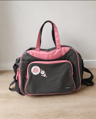 Bolso de bebé gris y rosa