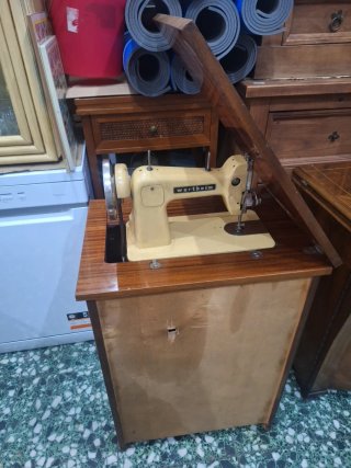 Máquina de Coser Wertheim Vintage