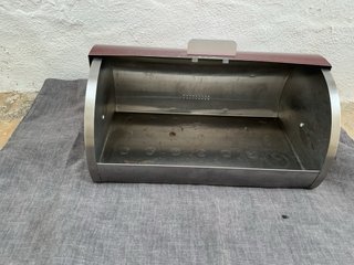 Panera Metal Roja y Plateada