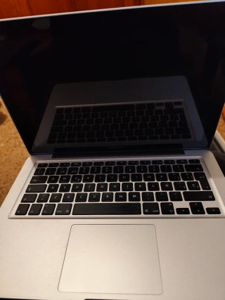 MacBook Pro 13 para repuesto (sin disco duro)