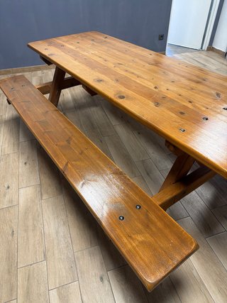 Mesa de comedor de pino