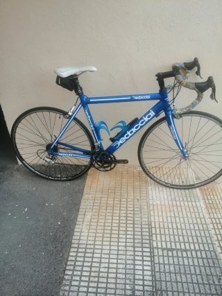 Bicicleta de carretera Dedacciai azul