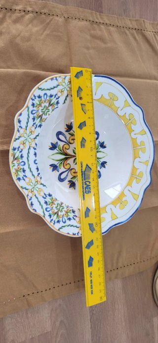 Lote Platos de cerámica con diseño floral