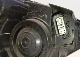 492186 gm15-13w030 faro ford ecosport (cr6) active
