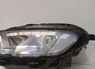 492186 gm15-13w030 faro ford ecosport (cr6) active