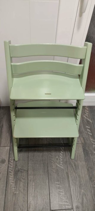 Trona Stokke color verde