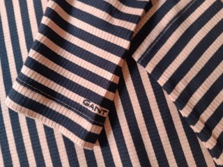 Top Gant rayas rosa y azul marino