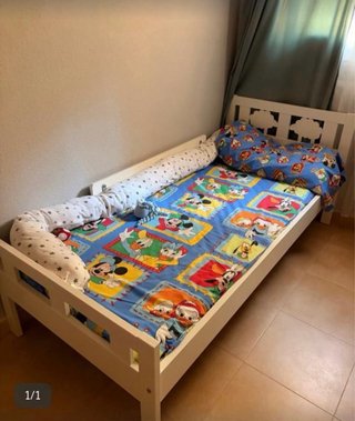Cama infantil IKEA blanca
