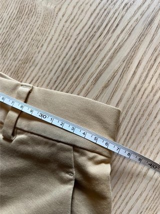 COS – Organic Cotton Tailored Bermuda Shorts –