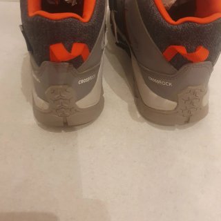 Botas montaña Quechua impermeables talla 37