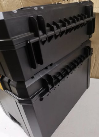 2 maletines /cajas /maletas Dewalt tstak