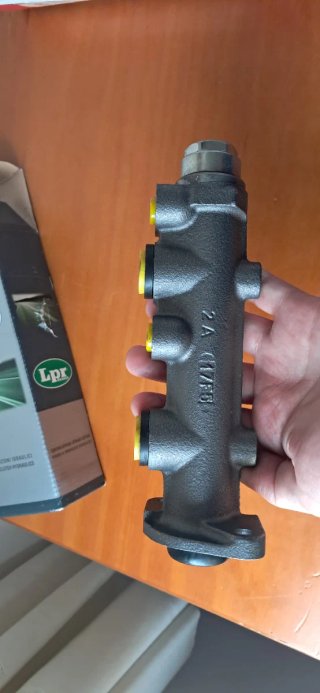 BOMBA FRENO SEAT 124 131 1430 132 127 128 PANDA