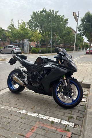 Suzuki GSXR 600 Negra
