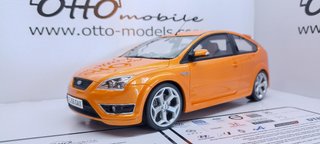 Ford Focus ST mk2 Naranja 1/18 Otto