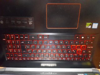 Teclado y Touchpad Predator Helios 300