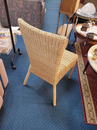 SILLA DE RATÁN TEJIDO