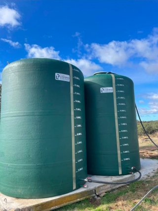 Depósitos de agua Poliéster Lozano