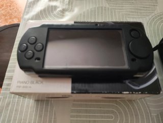 PSP 3000 EDICIÓN LIMITADA