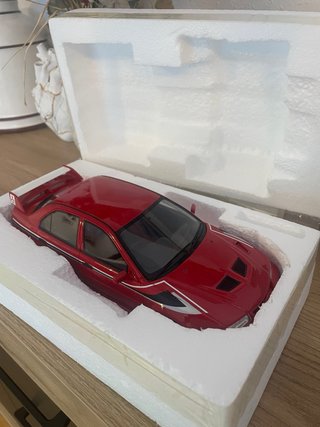 Mitsubishi Lancer Evo VI Tommi Makinen 1:18 otto