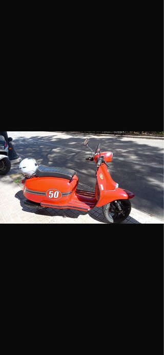 Moto Scooter Roja 50