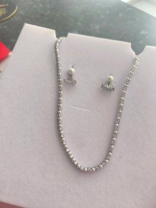 Conjunto collar y pendientes Majorica