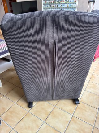 Sillón mecedora de pana gris