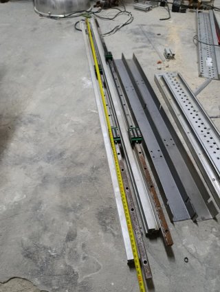 Lote perfiles aluminio estructural