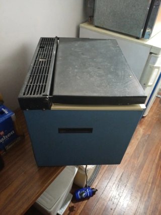 Nevera portátil trivalente Electrolux