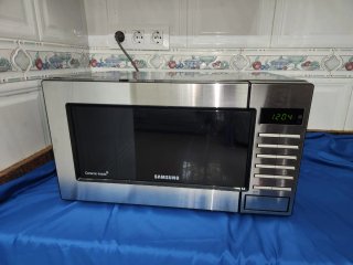 Microondas Samsung · 800W · Muy buen estado
