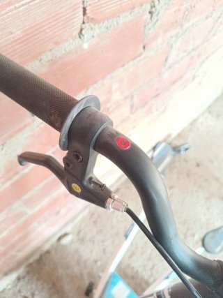 Triciclo-patinete Trywil sin usar