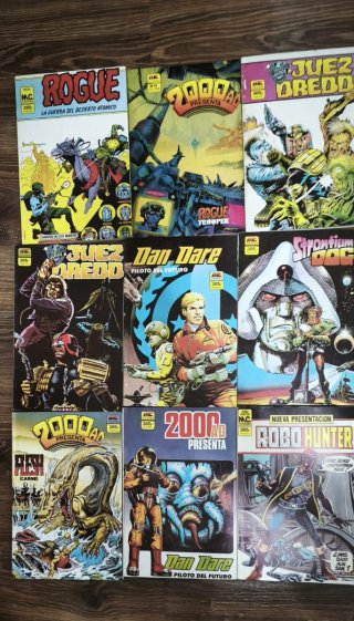 16 comics