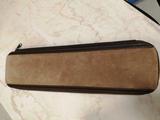 Funda para corbatas de cuero