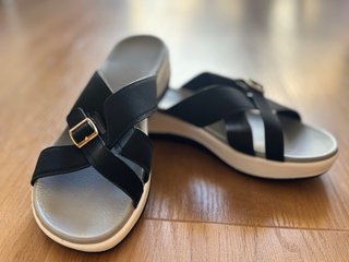 Sandalias negras y plateadas talla 38