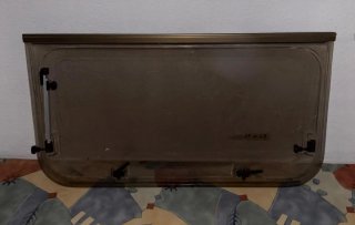 VENTANA DE CARAVANA 47,5cm x 85,5cm