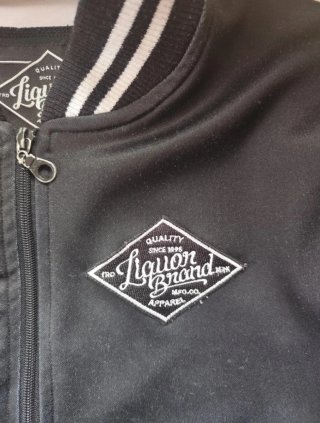 Chaqueta Liquor Brand