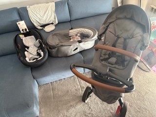 Stokke Xplory Gris con accesorios