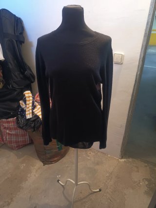Jersey negro manga larga