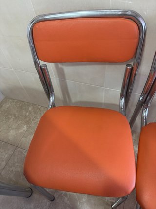 Mesa extensible ovalada con 5 sillas