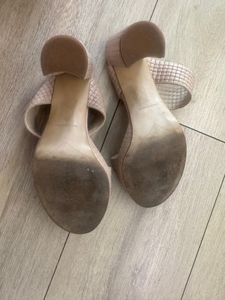 Sandalias de piel tacón