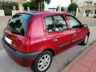 Renault Clio 2000