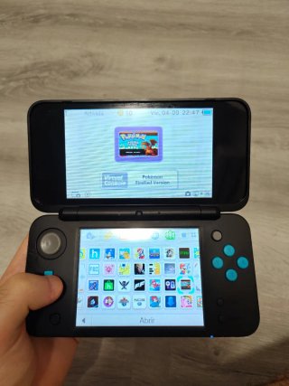 Nintendo 2DS XL Negra y Azul