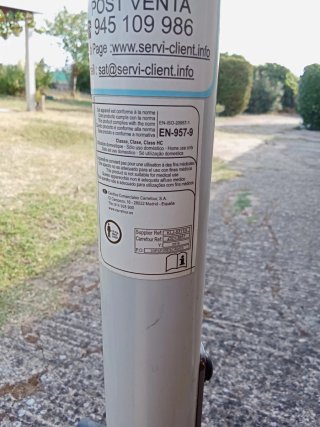 Bicicleta Elíptica Gris y Blanca