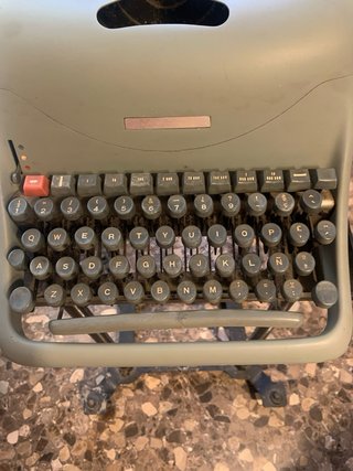 Máquina de escribir VINTAGE Olivetti Lexicon 80