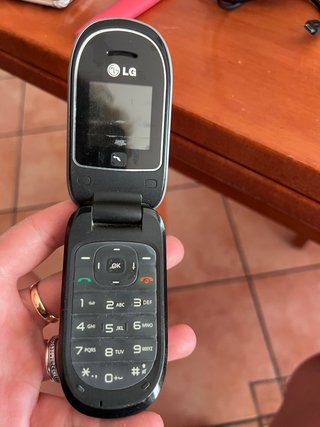 Cellulare LG nero vintage funzionante