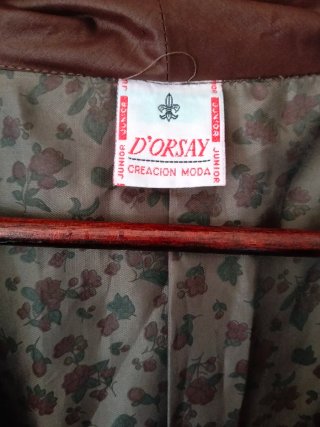 Chaquetón COLOR GRANATE BURDEOS