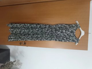 Abito nero floreale taglia M/L