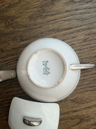 Elegante servizio vintage da tè e caffè in porcell