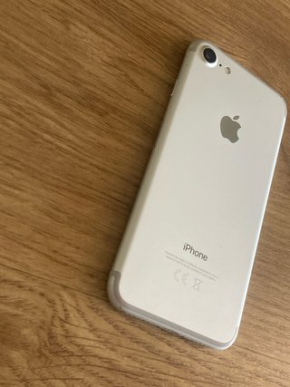 iPhone 7 Plata 32GB